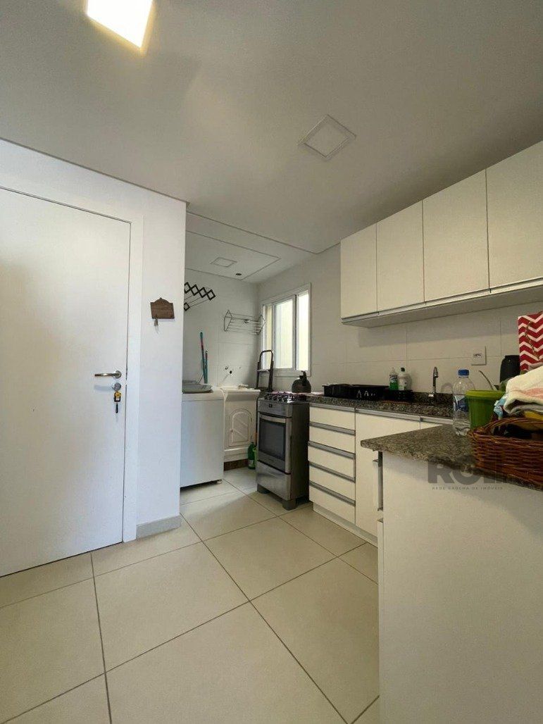 Apartamento à venda com 1 quarto, 42m² - Foto 4