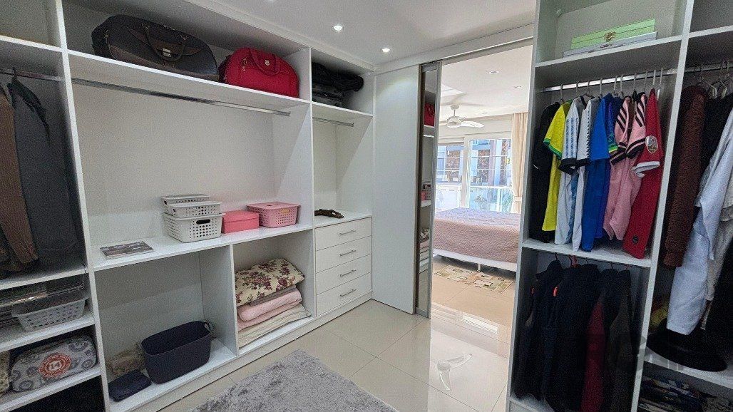 Casa de Condomínio à venda com 4 quartos, 312m² - Foto 32