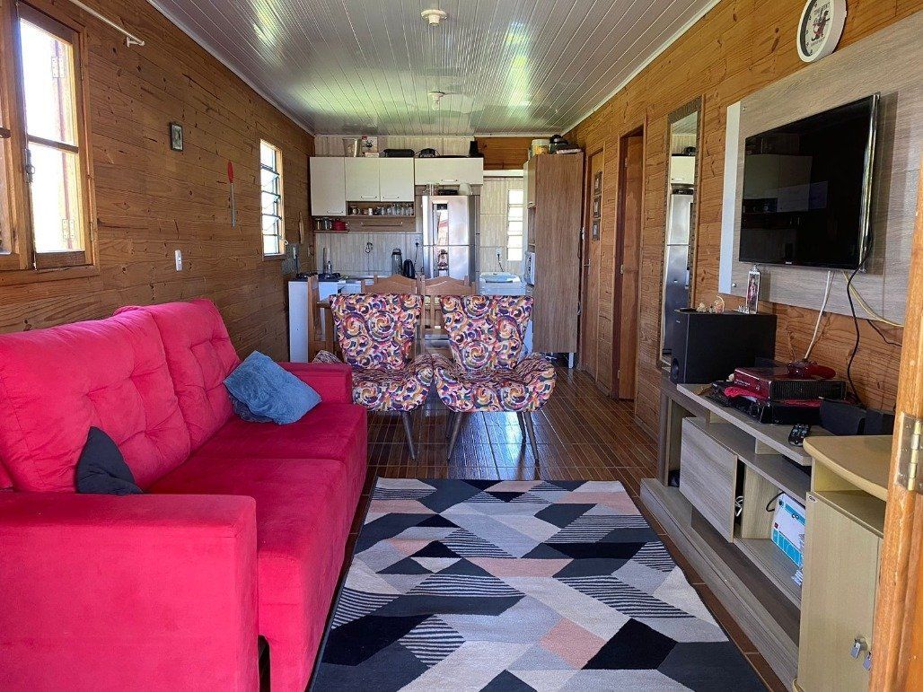 Casa à venda com 2 quartos, 47m² - Foto 2