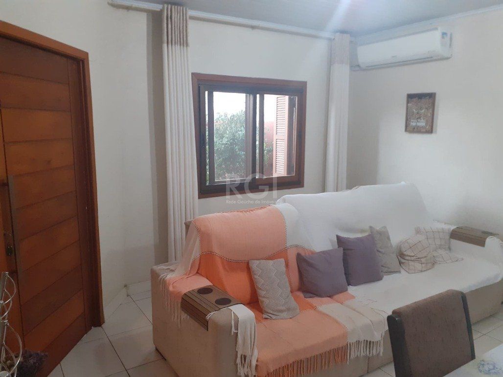 Casa à venda com 3 quartos, 161m² - Foto 2