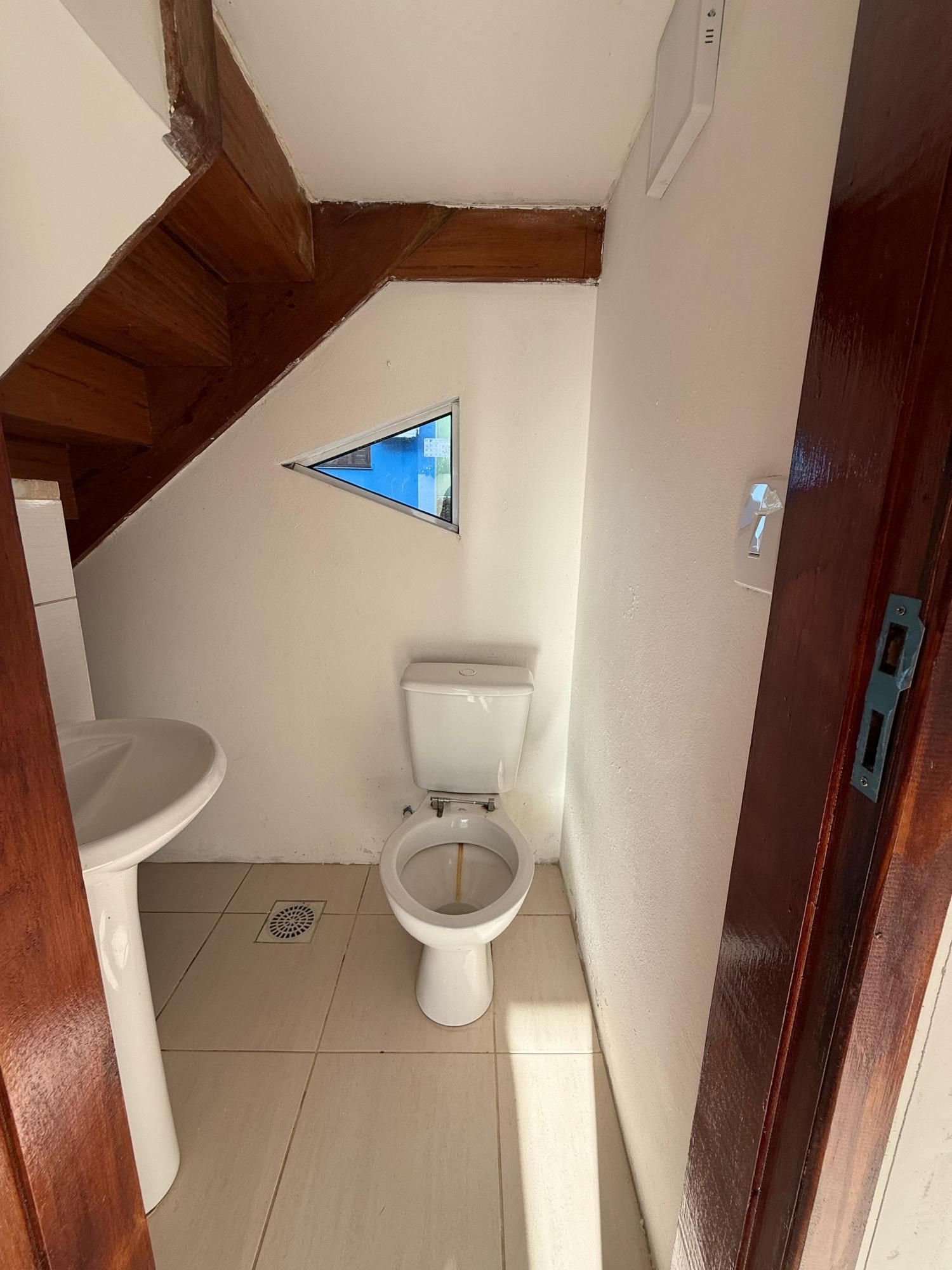 Sobrado à venda com 2 quartos, 1m² - Foto 2