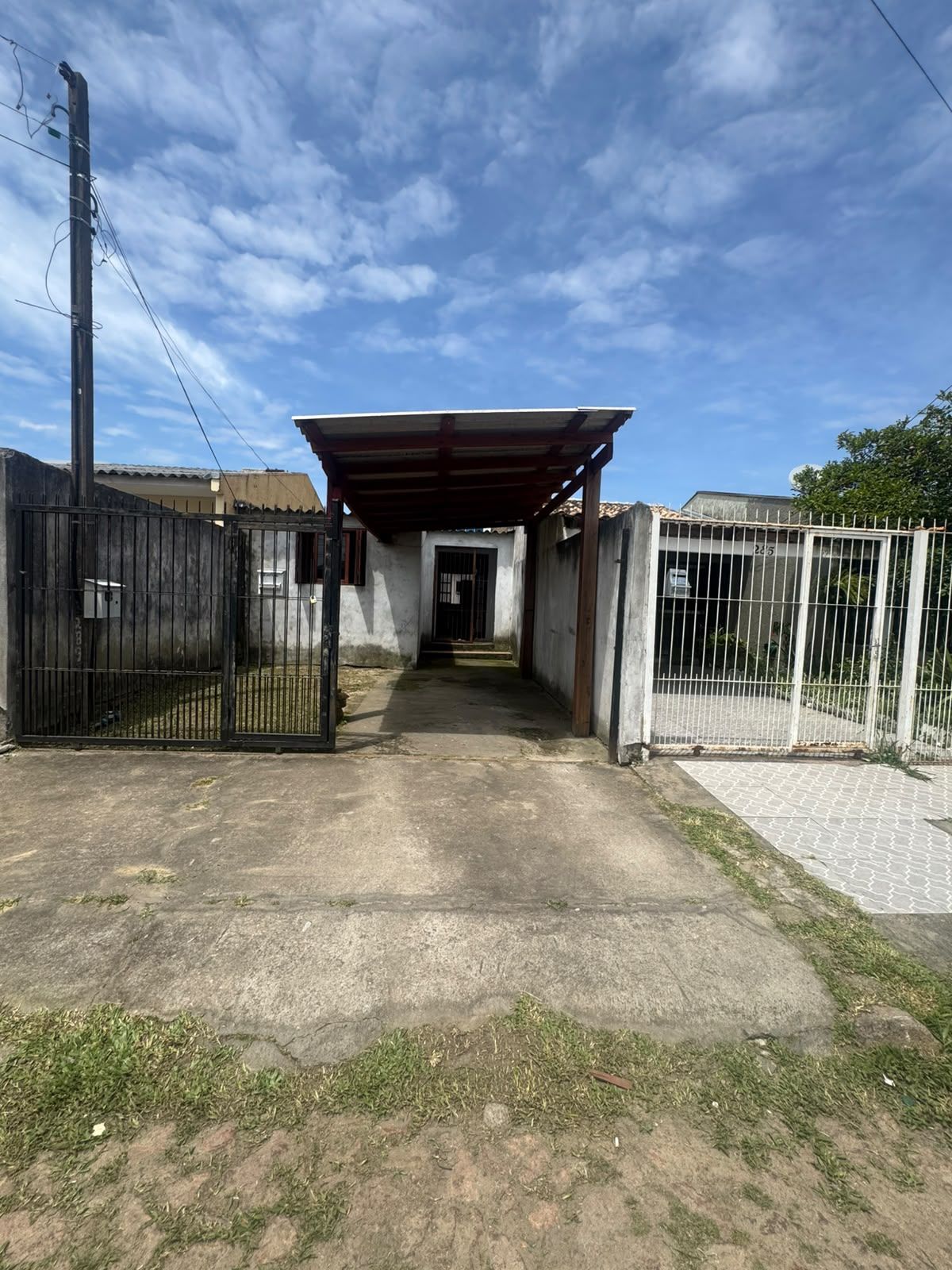 Casa à Venda no Bairro Hípica