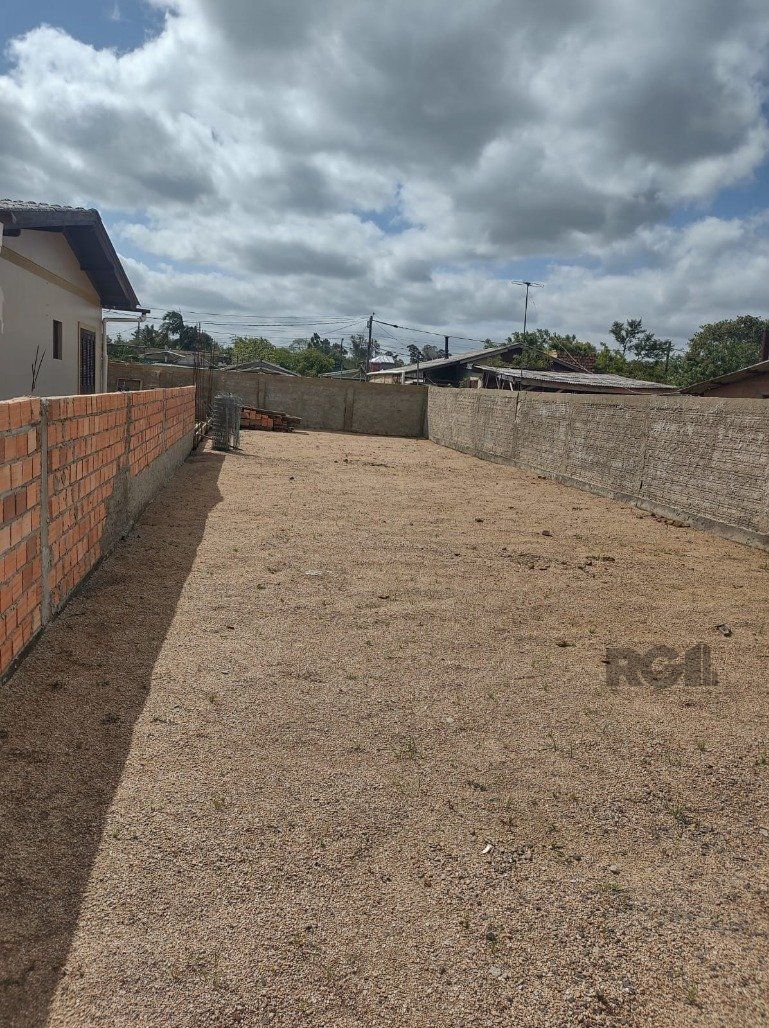 Terreno à venda, 241m² - Foto 1