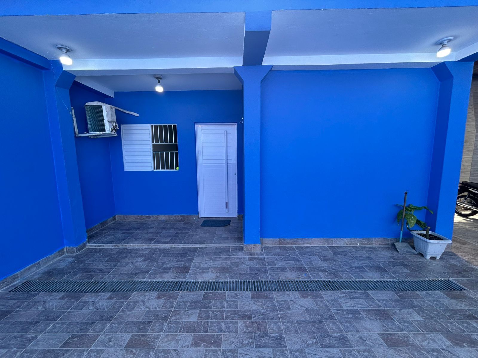 Casa 2 dormitórios no bairro Restinga