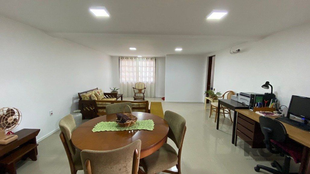 Casa à venda com 2 quartos, 150m² - Foto 6