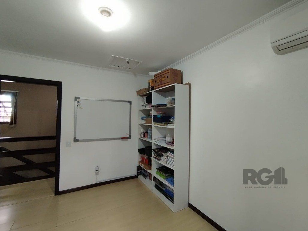 Casa à venda com 3 quartos, 232m² - Foto 20