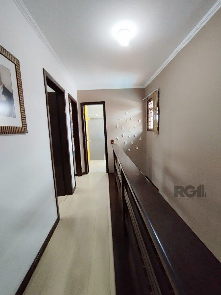 Casa à venda com 3 quartos, 232m² - Foto 18