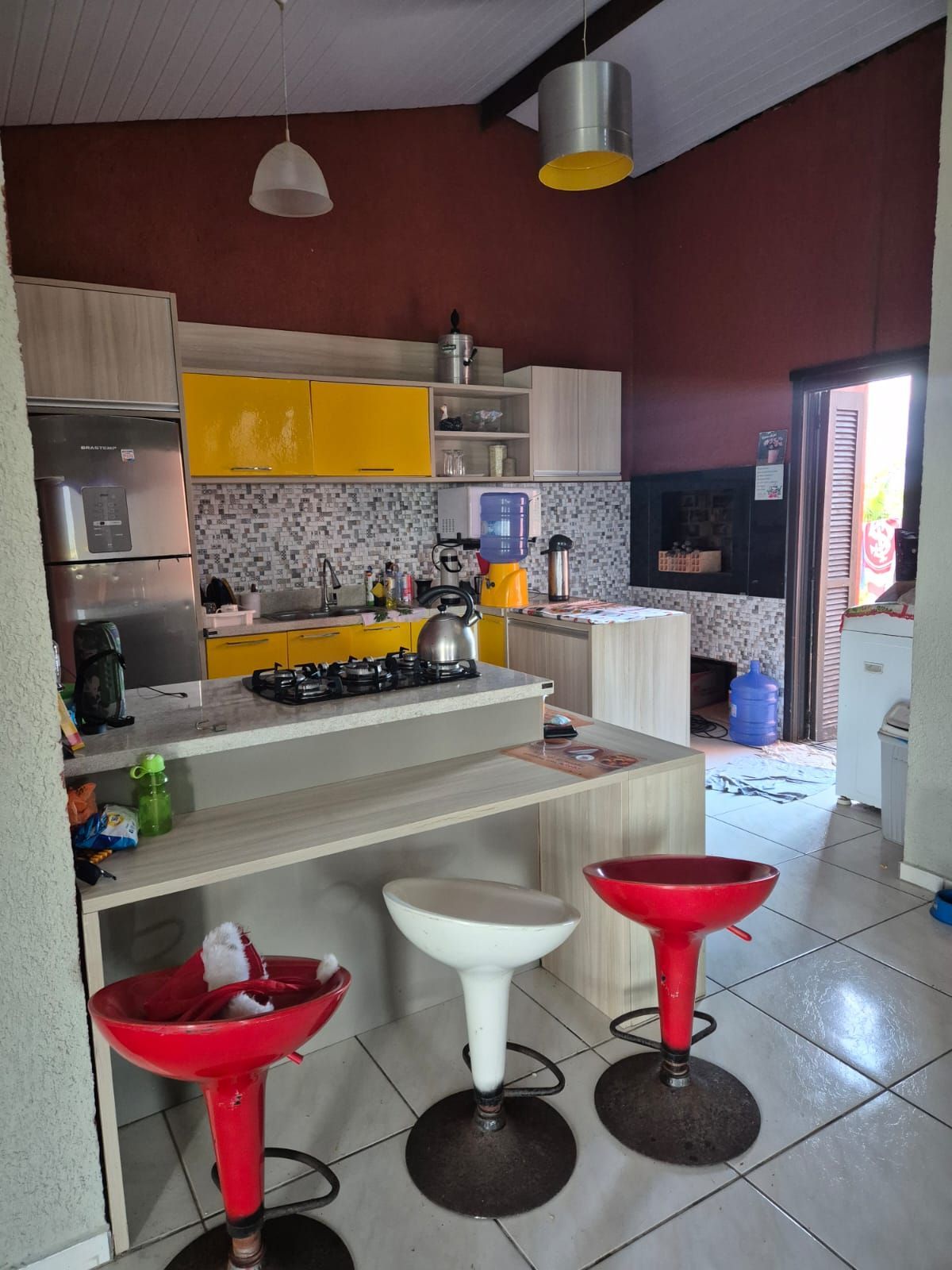 Casa à venda com 3 quartos, 80m² - Foto 4