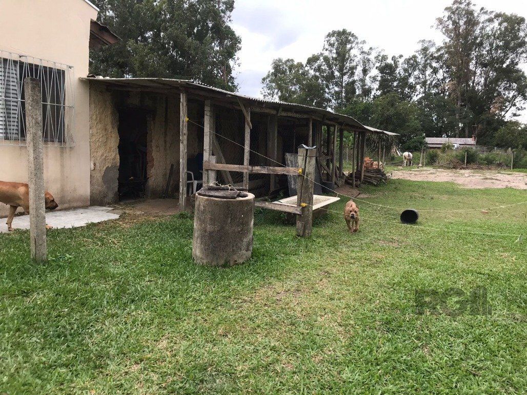 Casa à venda com 4 quartos, 261m² - Foto 2