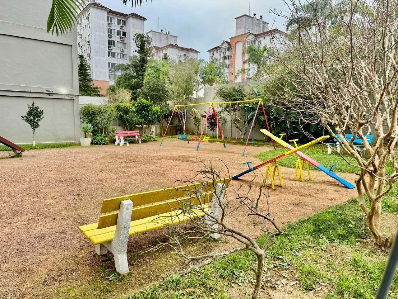 Apartamento à venda com 2 quartos, 57m² - Foto 15