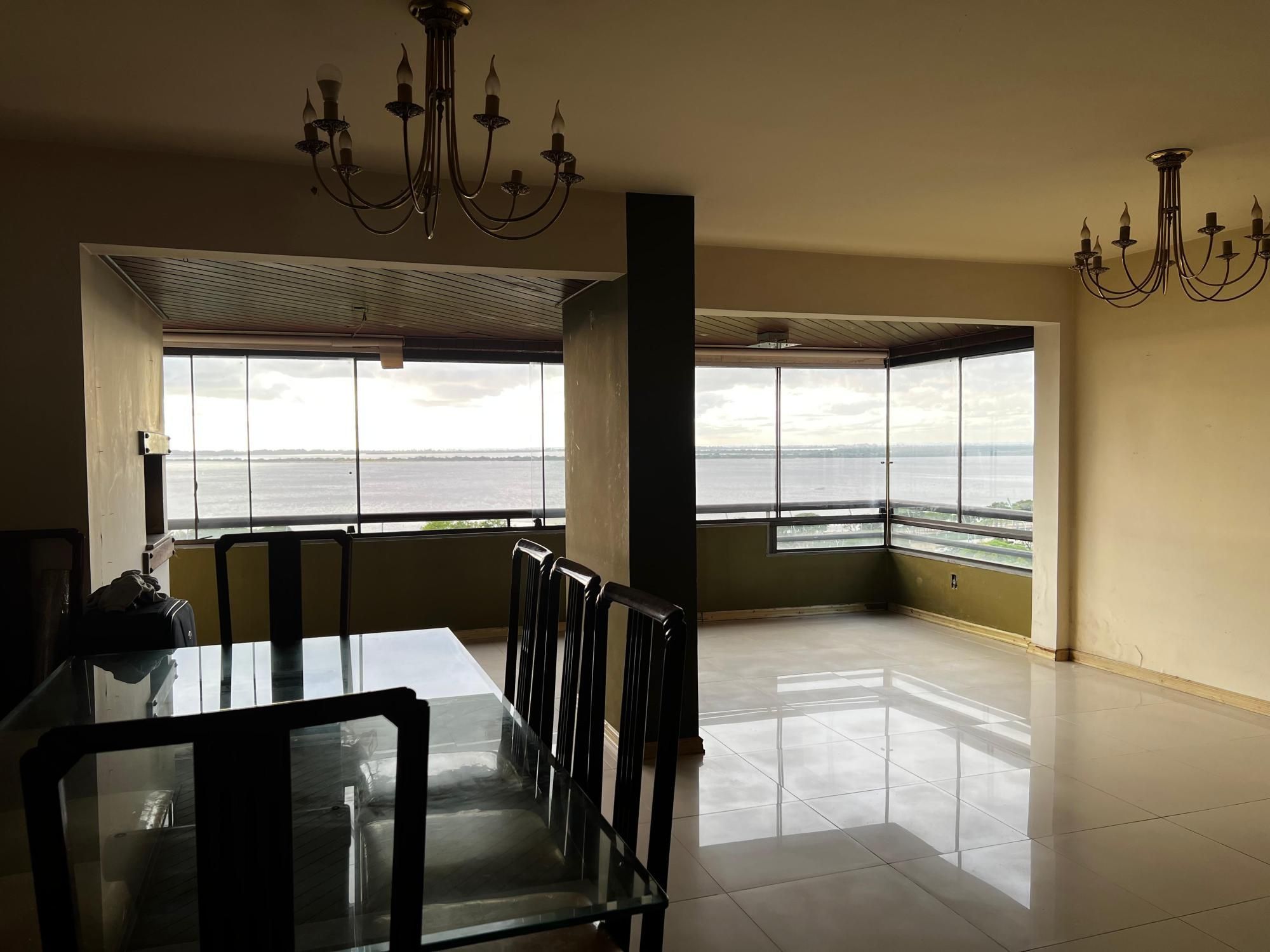 Apartamento 3 dormitórios no bairro Centro Histórico