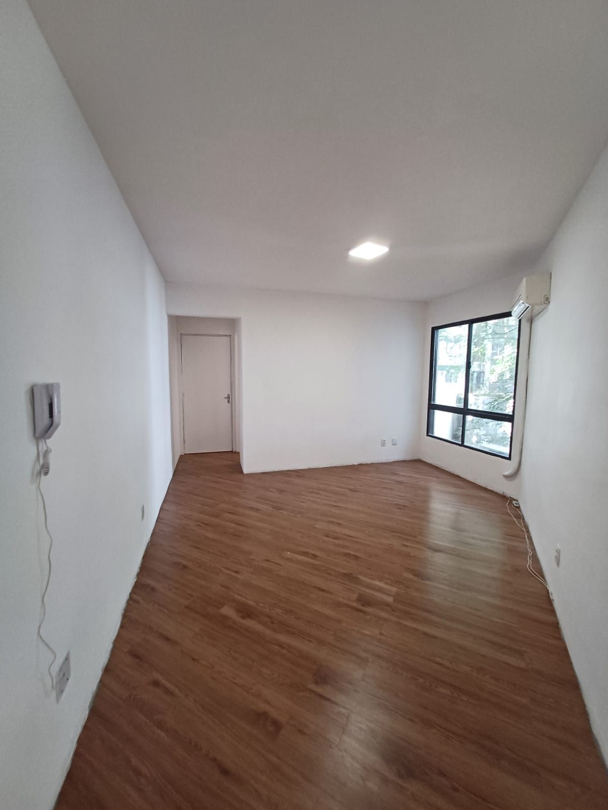Apartamento à venda com 1 quarto, 45m² - Foto 11
