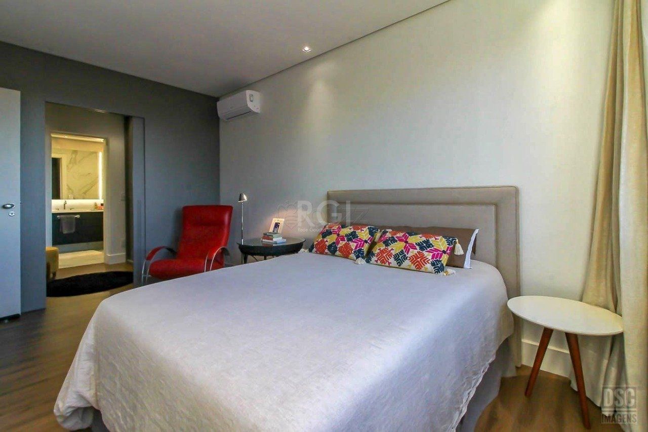 Casa, 3 quartos, 238 m² - Foto 33