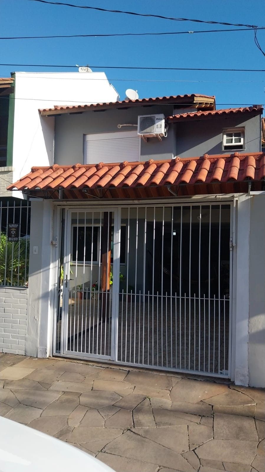 Casa à venda com 3 quartos, 110m² - Foto 2