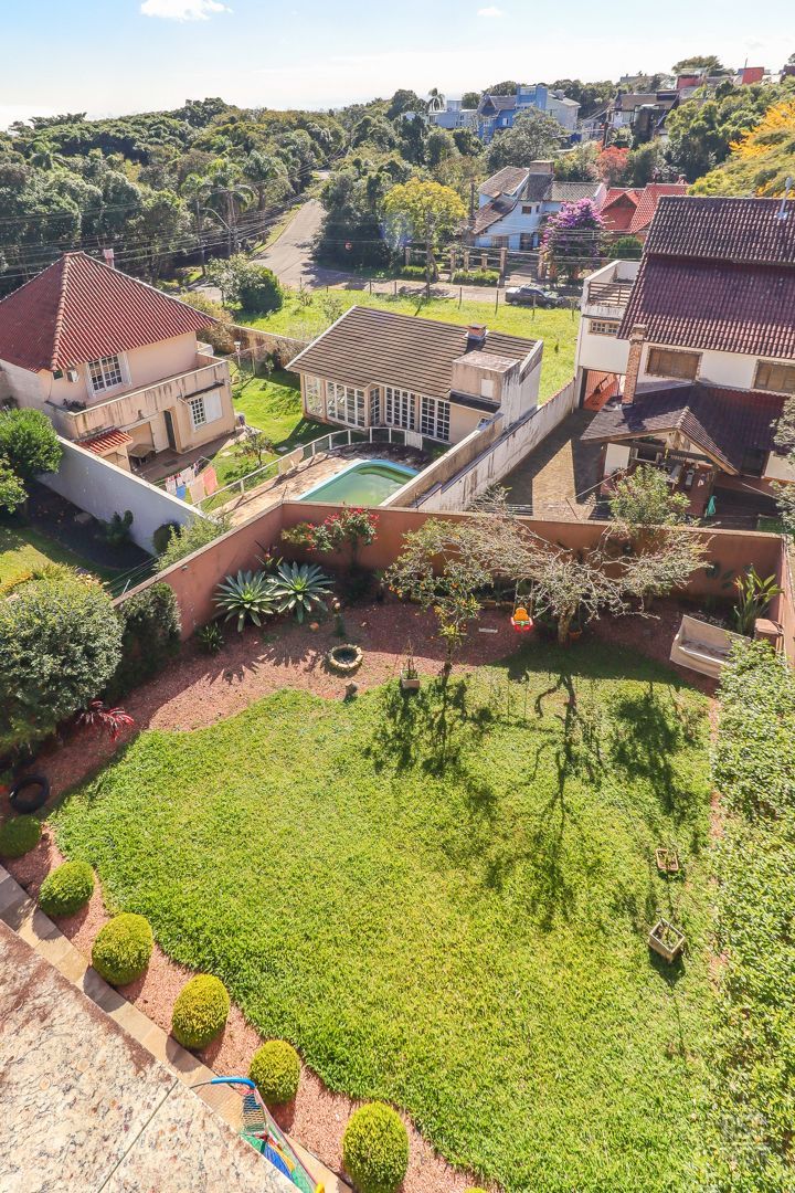 Casa à venda com 3 quartos, 350m² - Foto 32