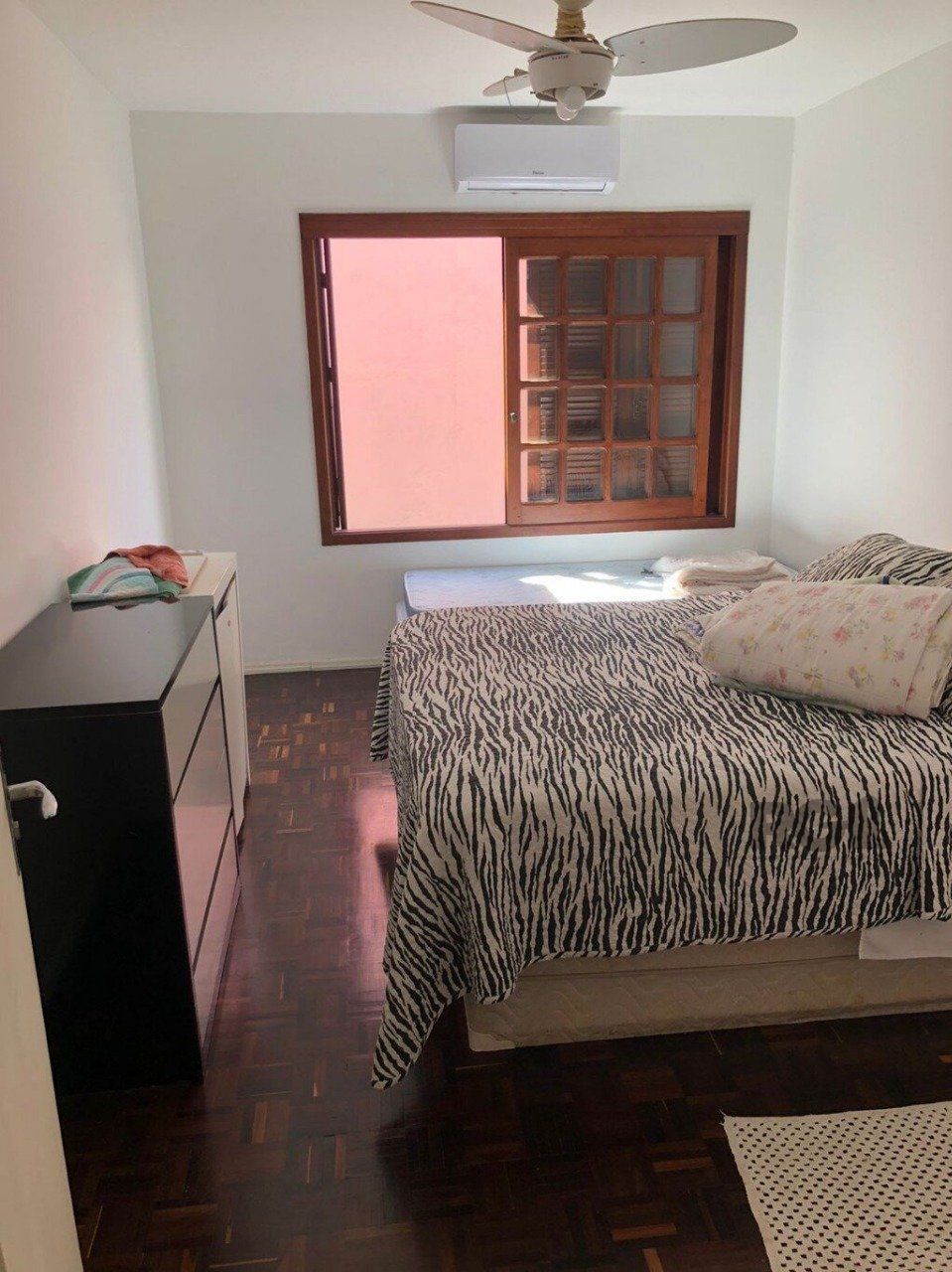 Casa à venda com 5 quartos, 230m² - Foto 8