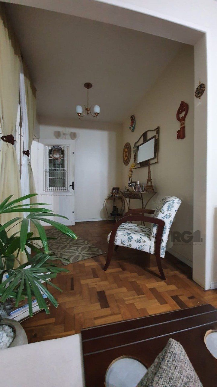 Casa à venda com 3 quartos, 211m² - Foto 18