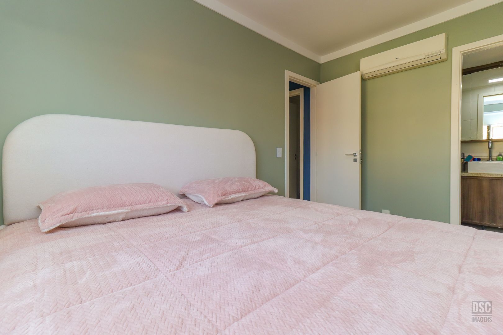 Apartamento à venda com 3 quartos, 83m² - Foto 19