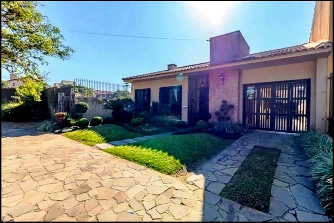 Casa 3 dormitórios no bairro Espírito Santo