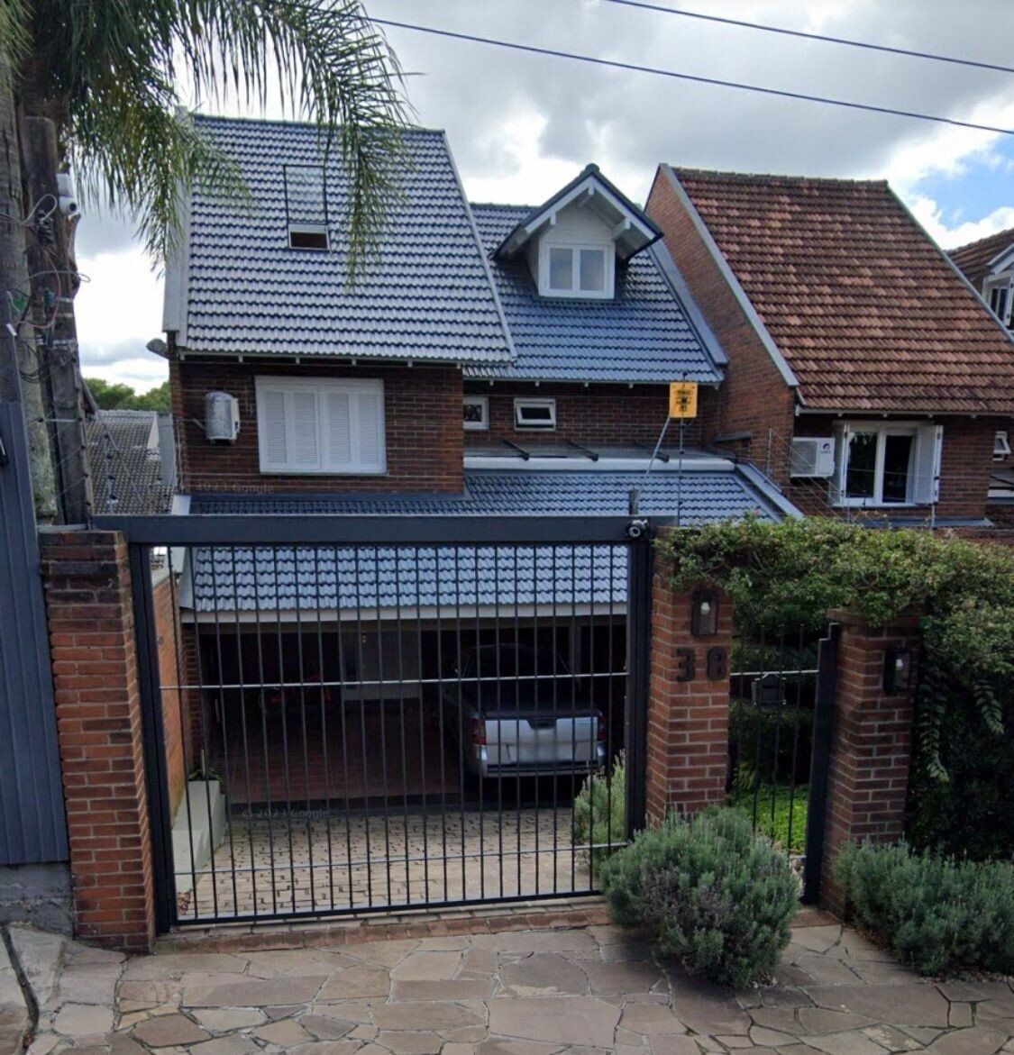Casa 4 dormitórios no bairro Jardim Isabel