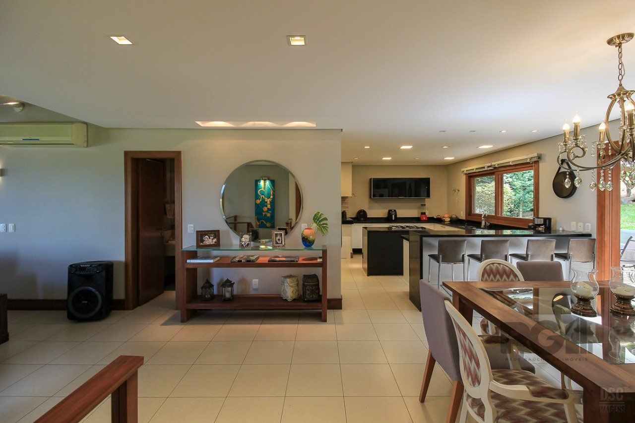 Casa de Condomínio à venda com 3 quartos, 248m² - Foto 10