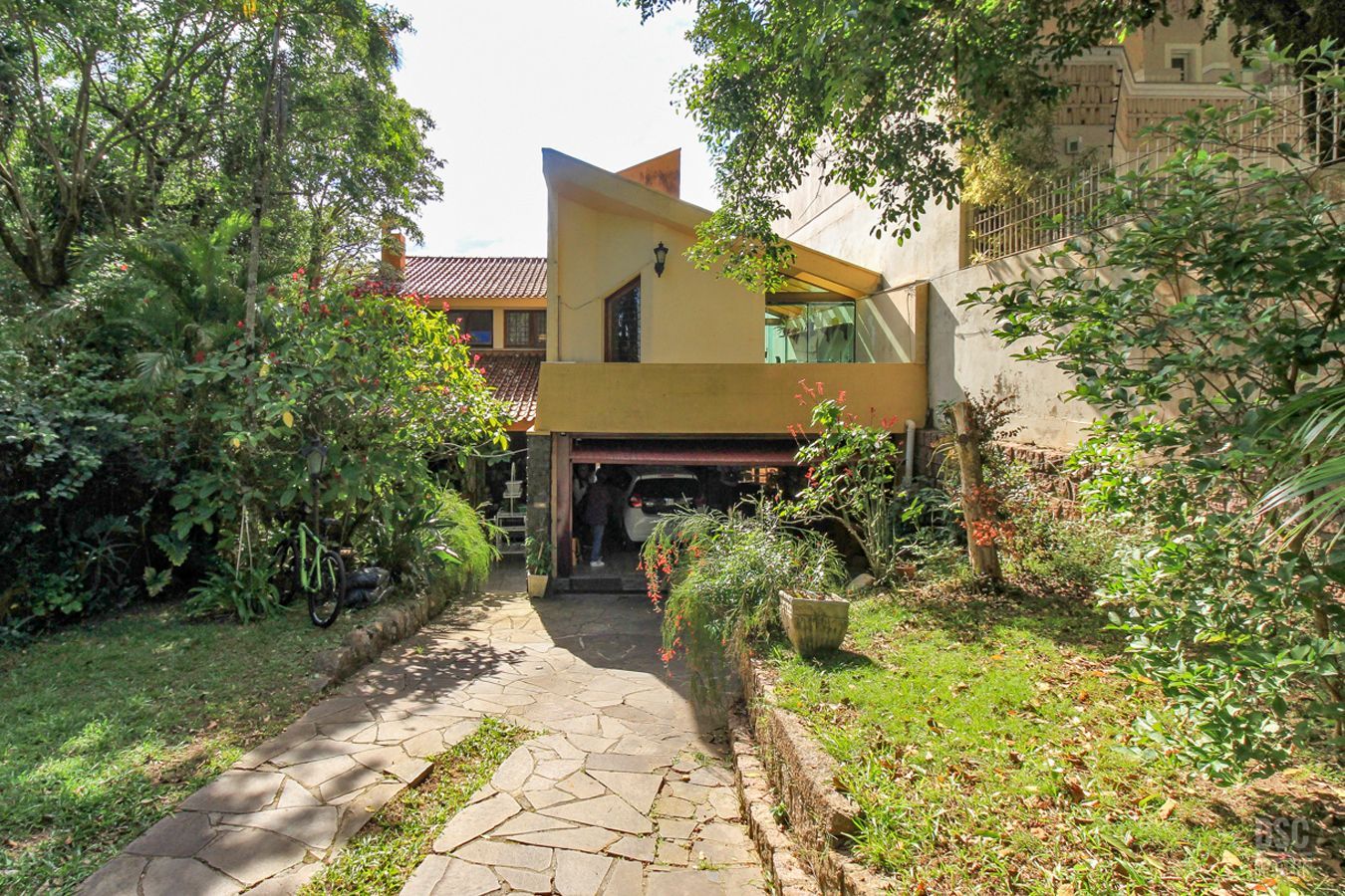 Casa à venda com 5 quartos, 305m² - Foto 3