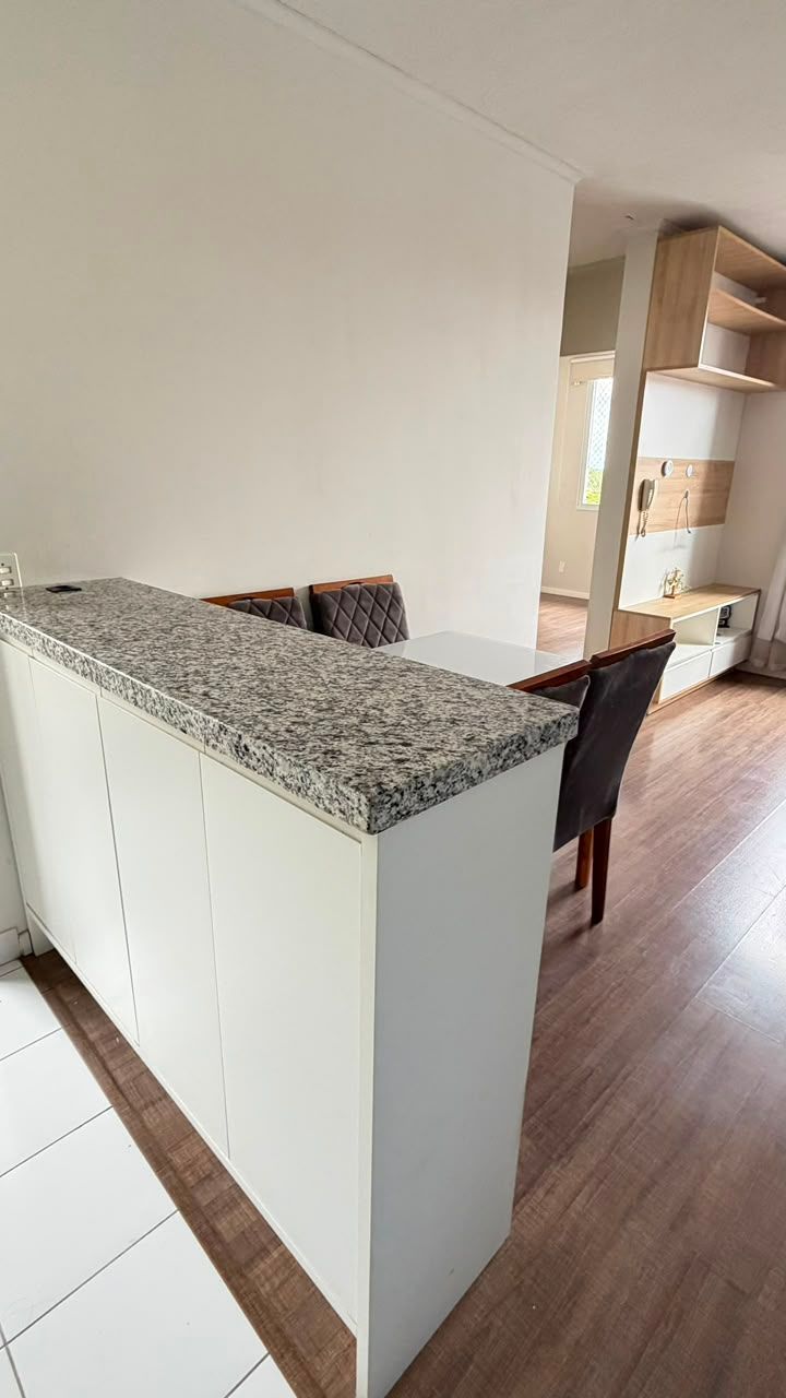 Apartamento de 2 dormitórios próximo à FAPA com vaga de garagem — foto 2