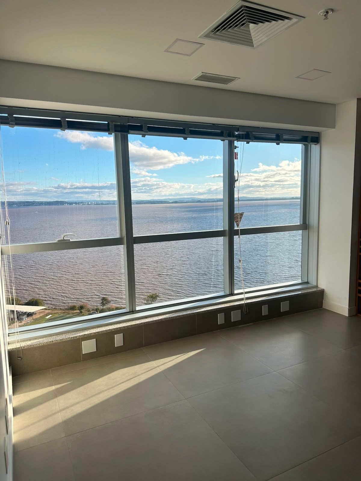 Sala Comercial com 81m2 no Cristal Tower | BarraShoppingSul