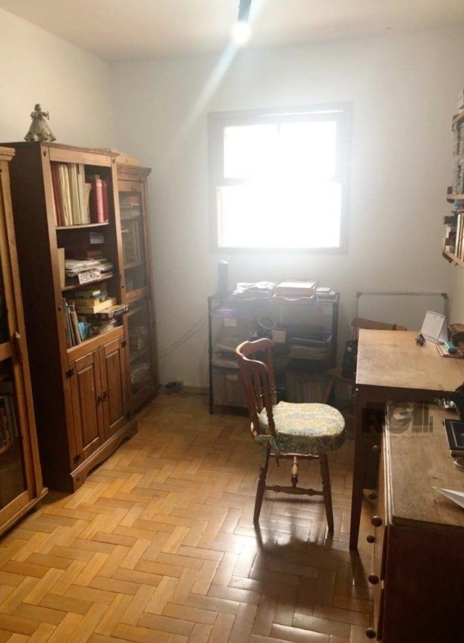 Casa à venda com 4 quartos, 284m² - Foto 11