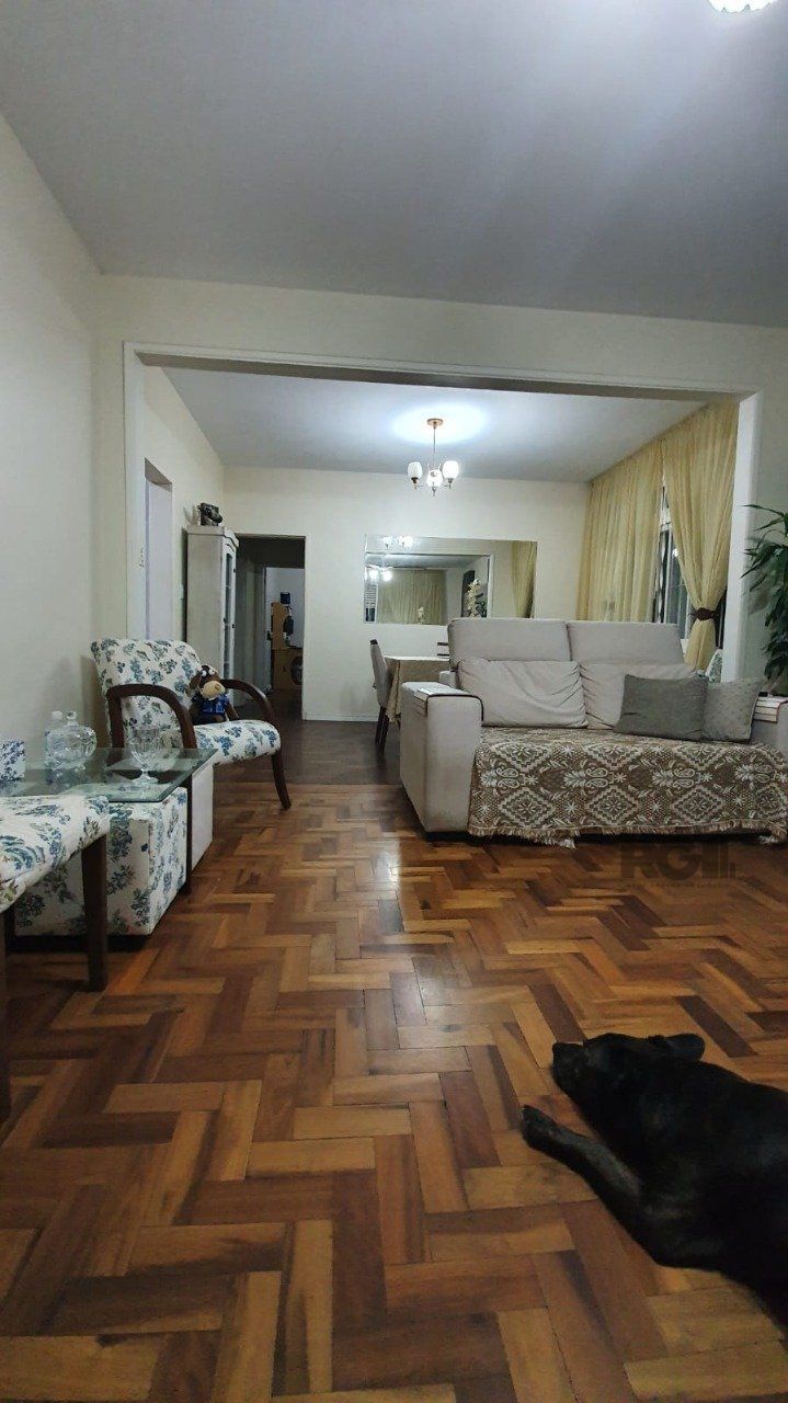 Casa à venda com 3 quartos, 211m² - Foto 11