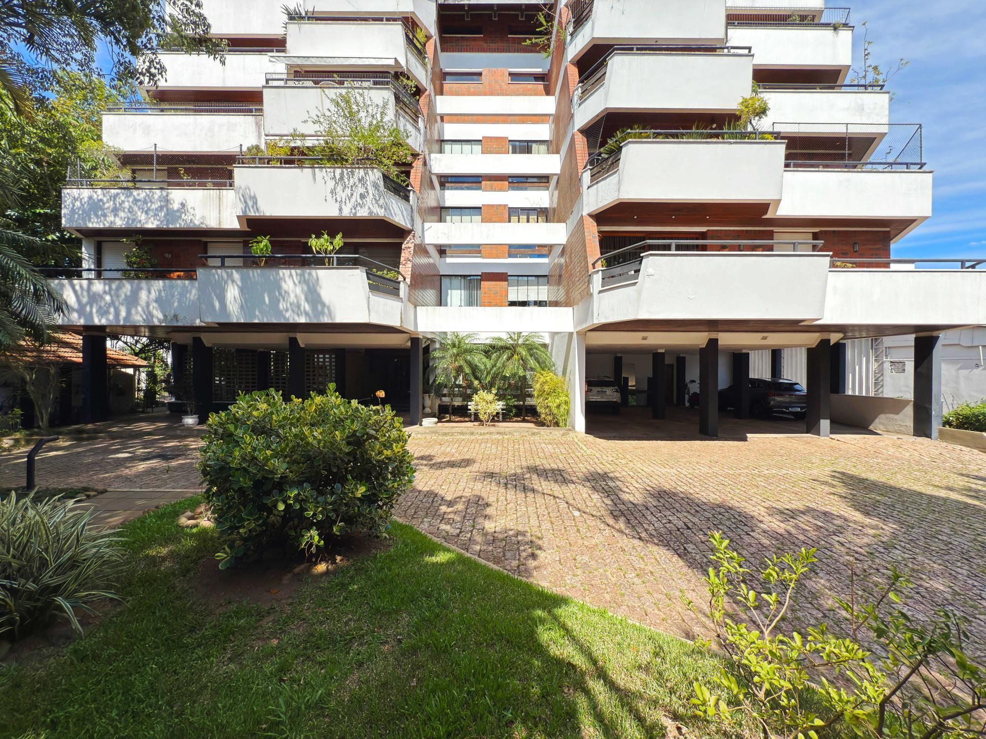 Apartamento 3 dormitórios no bairro Petrópolis