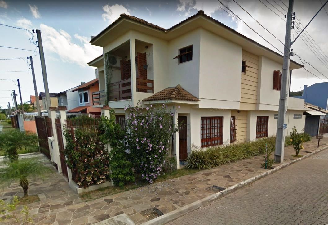Casa 3 dormitórios no bairro Aberta dos Morros