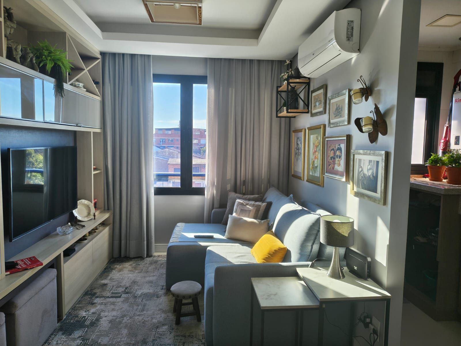 Apartamento 01 dormitório mobiliado com vaga próximo ao Barra Shopping Sul