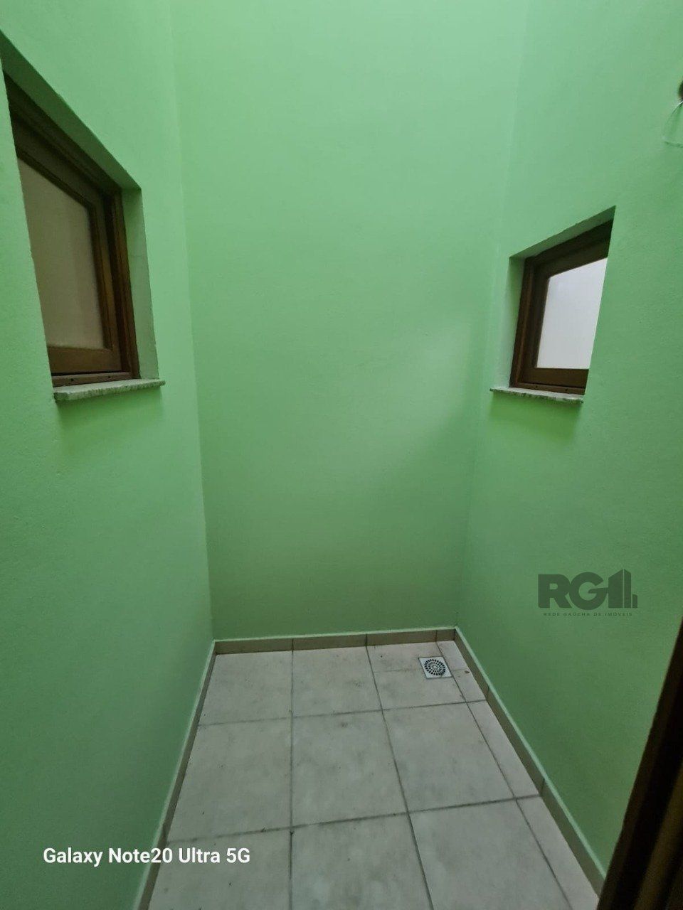 Casa à venda com 3 quartos, 150m² - Foto 11