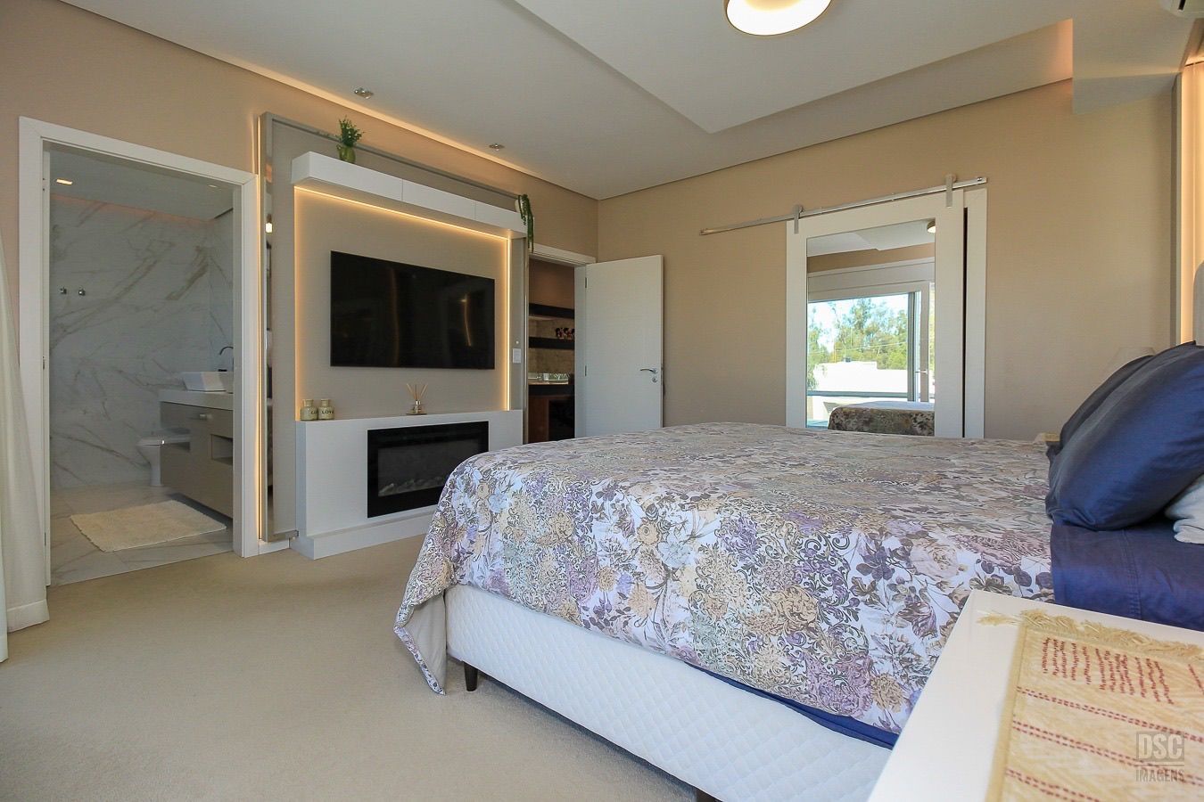 Casa de Condomínio à venda com 4 quartos, 353m² - Foto 24