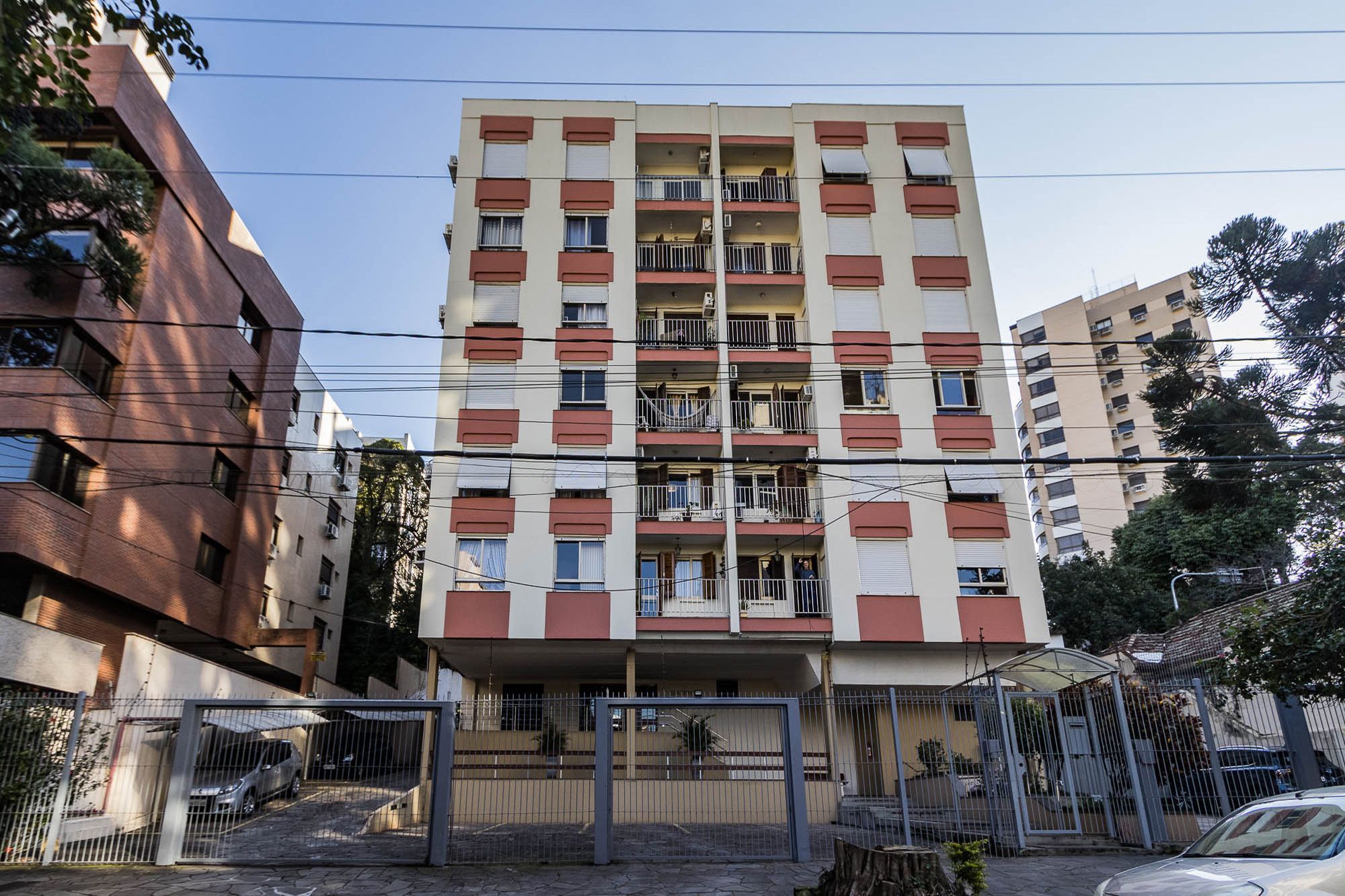 Oportunidade única: Apartamento com dois dormitórios e vaga de garagem à venda no coração do Bairro Higienópolis!