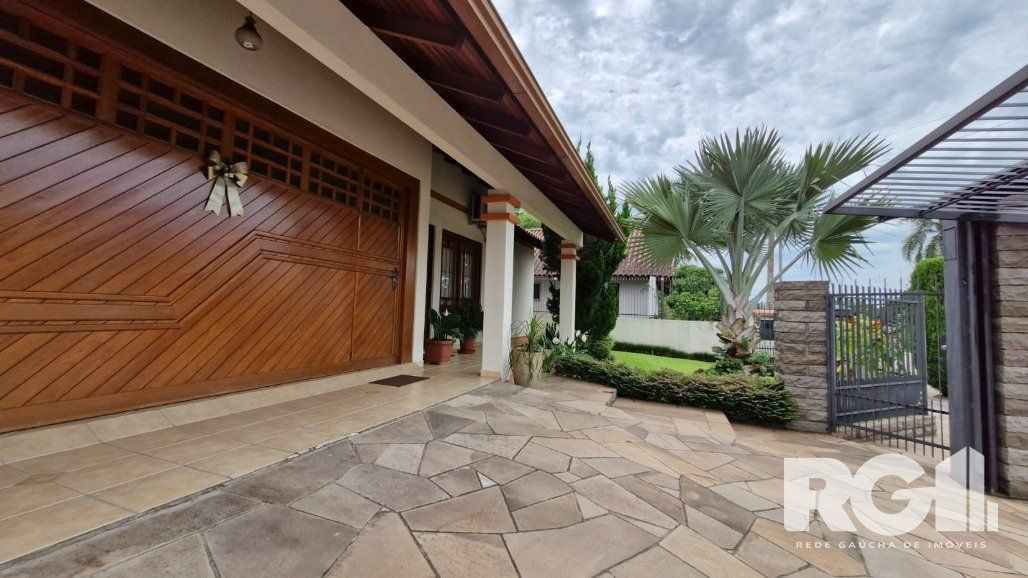 Casa, 4 quartos, 156 m² - Foto 1