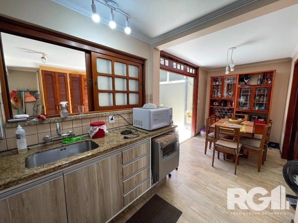 Casa de Condomínio à venda com 4 quartos, 323m² - Foto 11