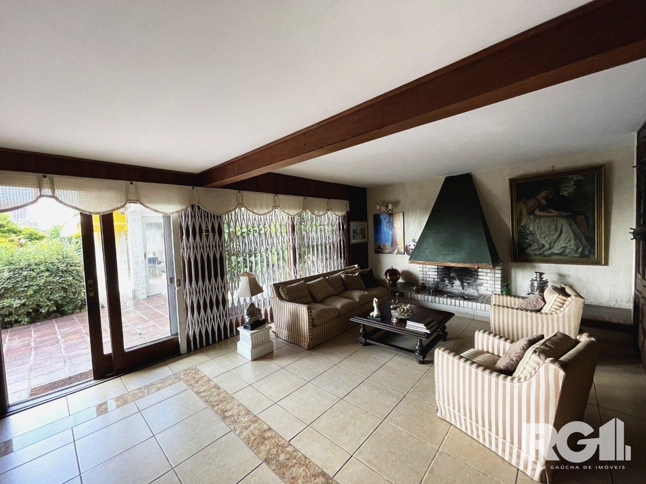 Casa à venda com 4 quartos, 364m² - Foto 3