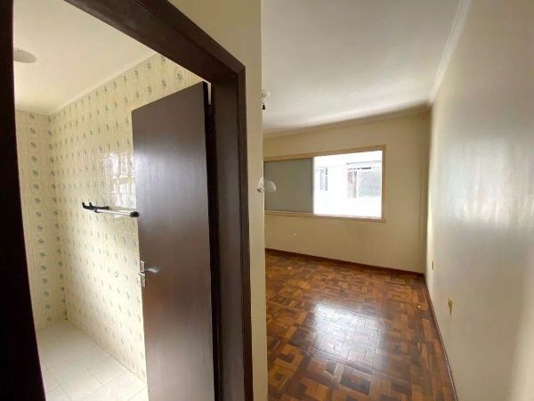 Apartamento à venda com 3 quartos, 136m² - Foto 7
