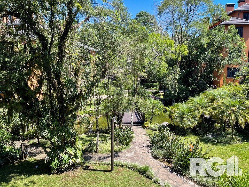 Apartamento à venda com 2 quartos, 69m² - Foto 1