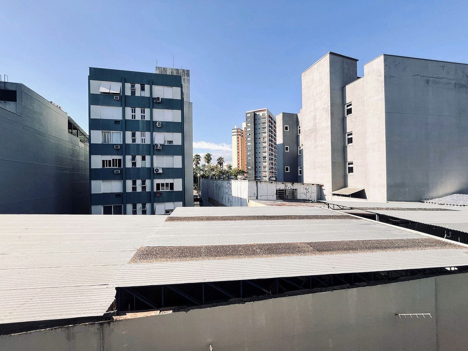 Apartamento à venda com 1 quarto, 38m² - Foto 23