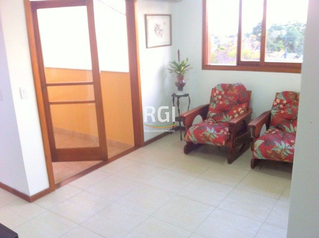 Casa de Condomínio à venda com 3 quartos, 240m² - Foto 5