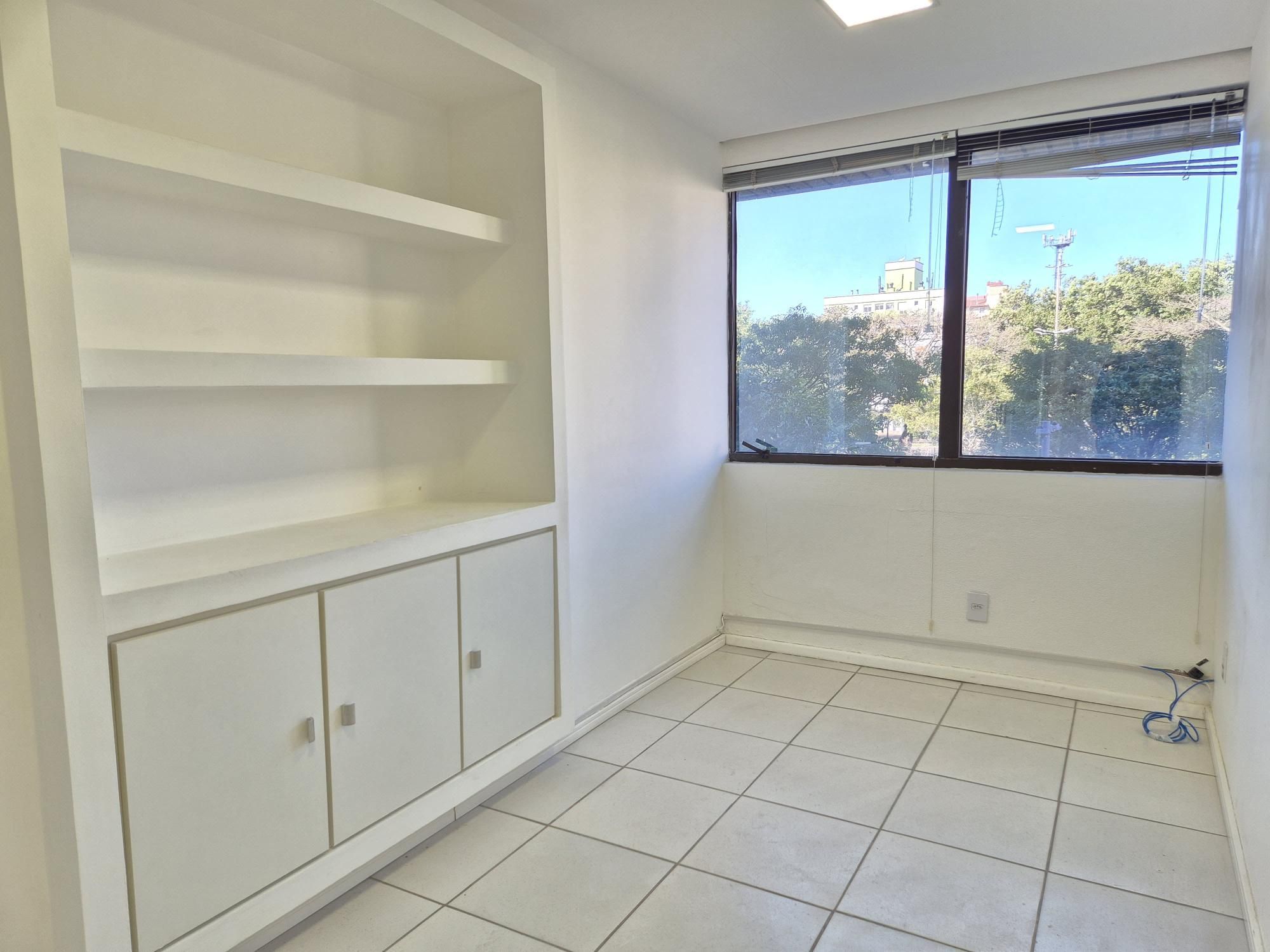 Prédio Inteiro à venda com 7 quartos, 175m² - Foto 8