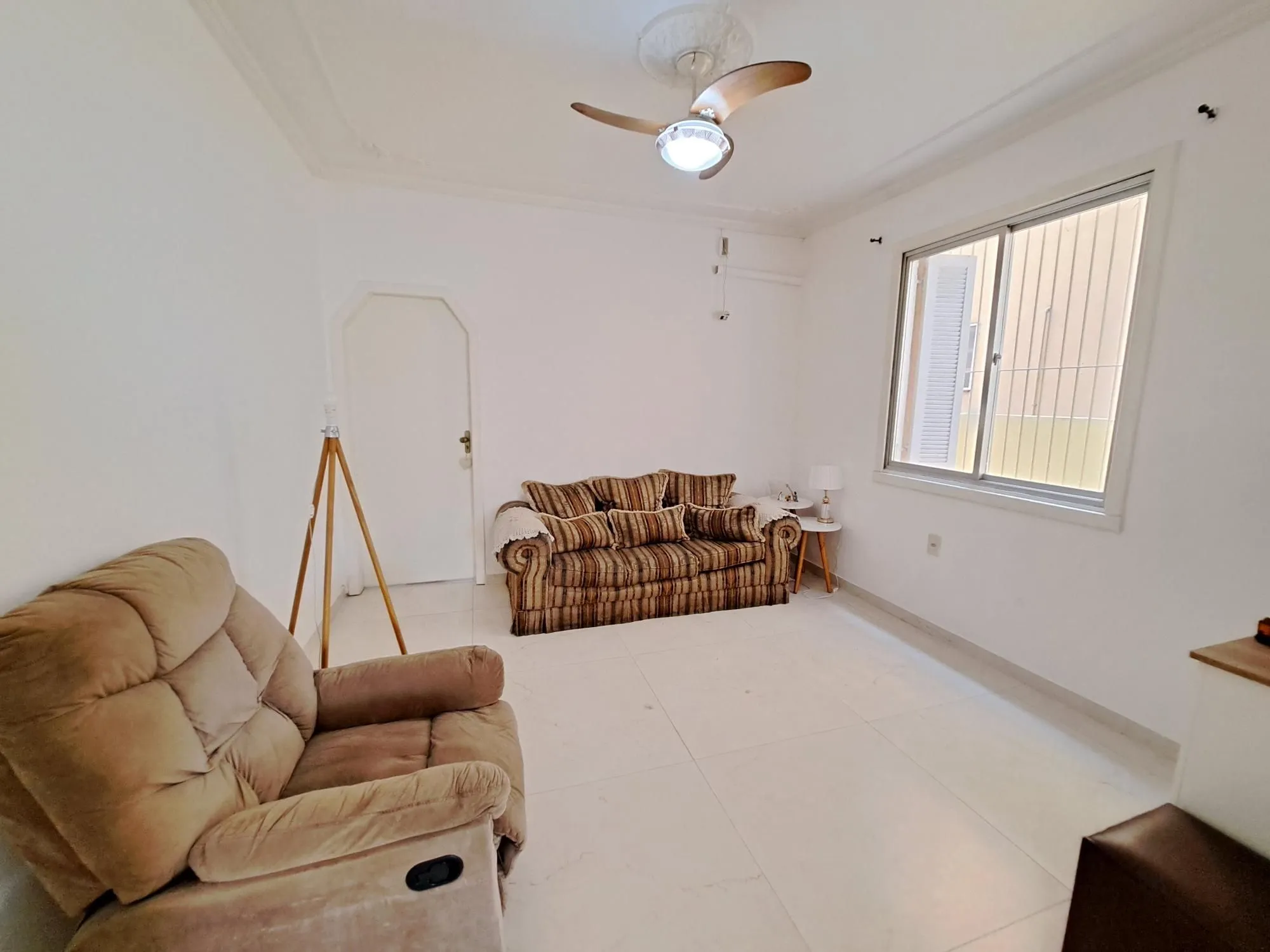 Apartamento, 1 dormitório no bairro Santana em Porto Alegre para Comprar