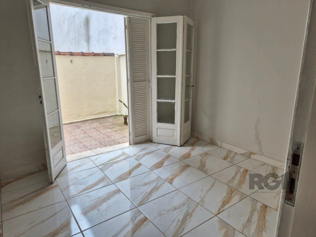 Apartamento à venda com 2 quartos, 67m² - Foto 4