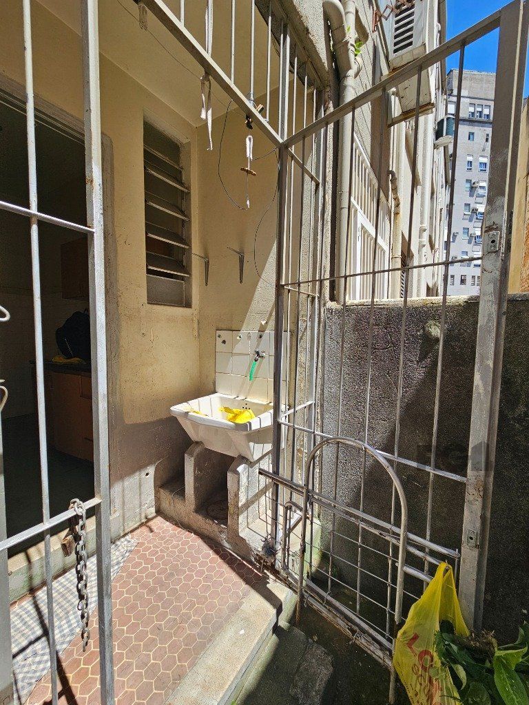 Apartamento à venda com 1 quarto, 46m² - Foto 11