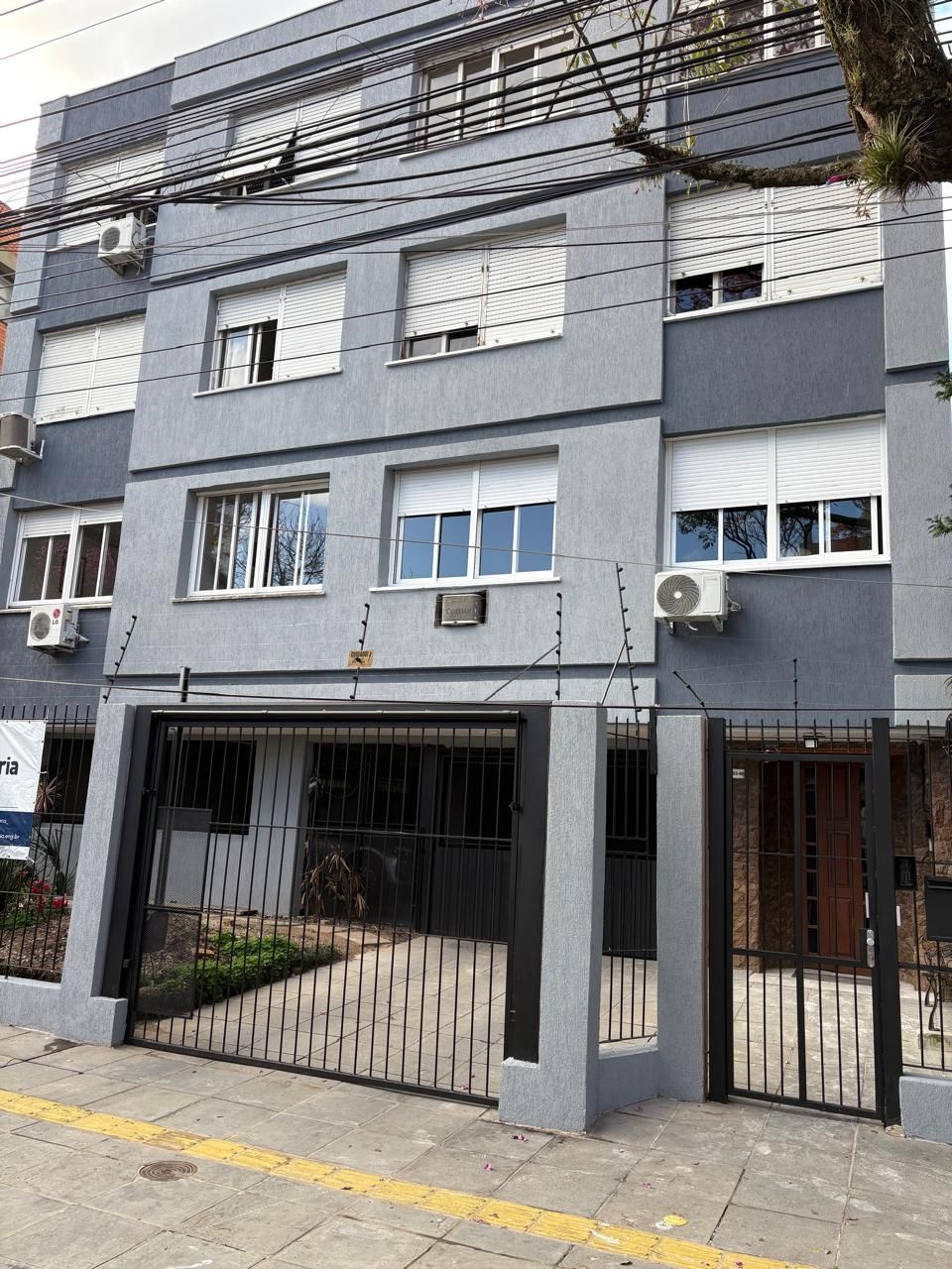 Apartamento 2 dormitórios no bairro Menino Deus