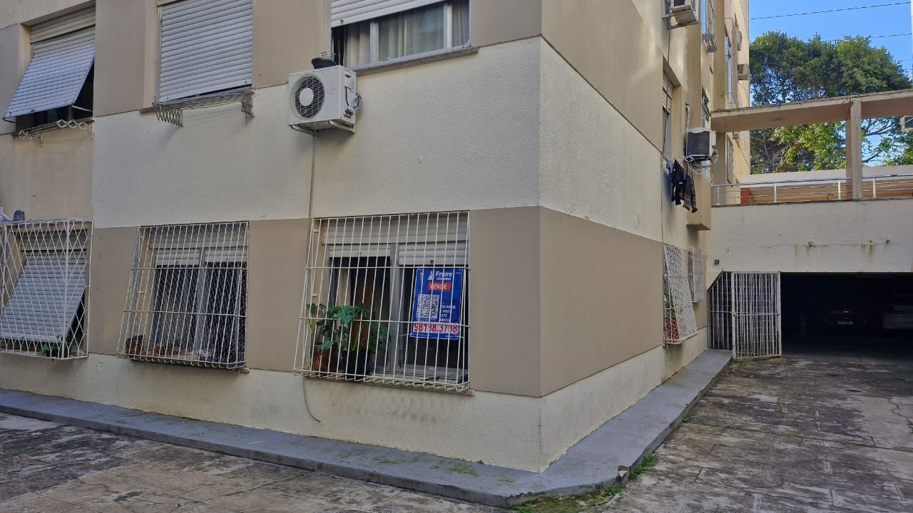 Apartamento à venda com 59m², 2 quartos no bairro Azenha em Porto Alegre