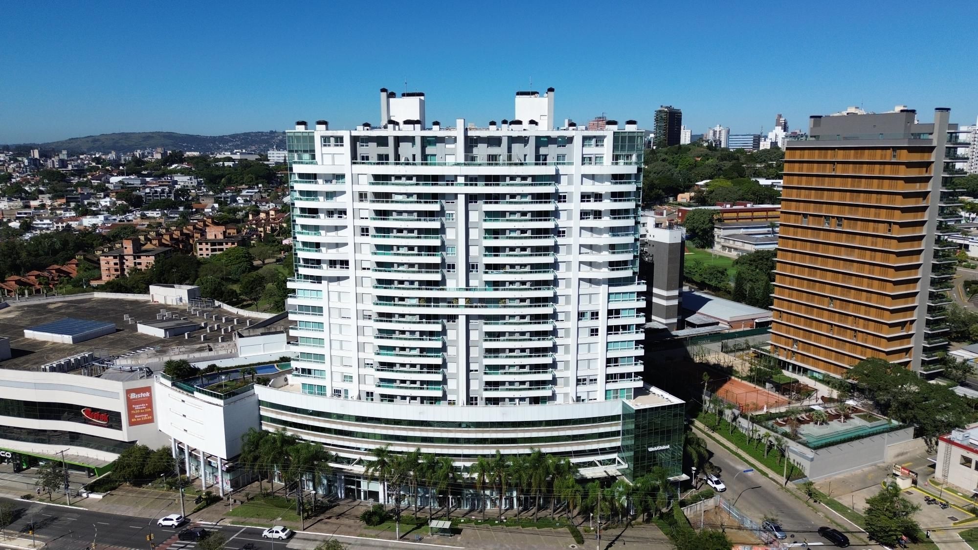 Apartamento 1 dormitório de 37m² e 1 vaga com super estrutura condominial